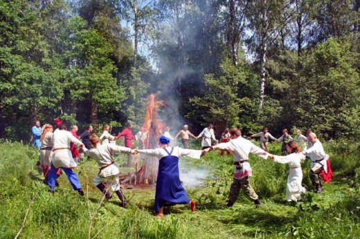 Сегодня - весенний славянский праздник Трибогов день 