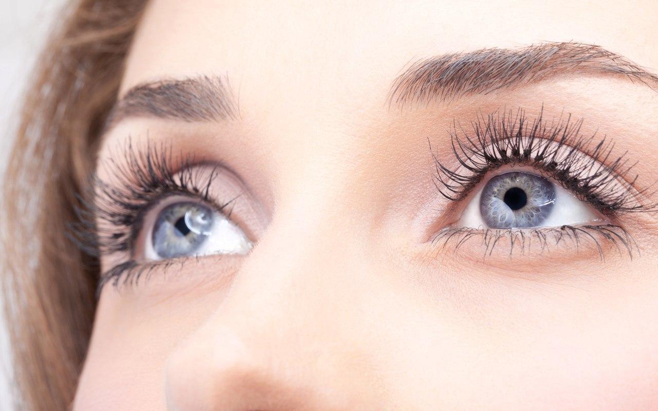 Шелушение и покраснение кожи вокруг глаз - причины и лечение