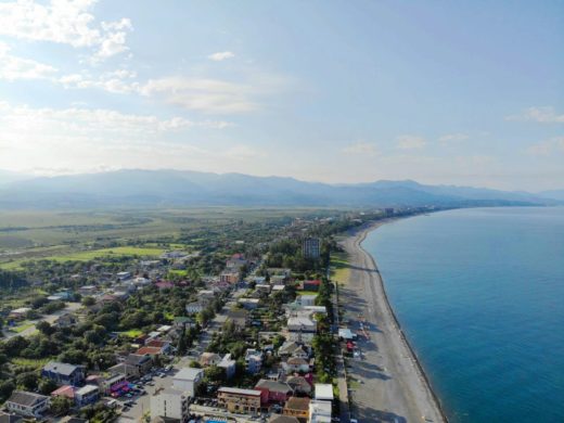 Батуми или Кобулети: что выбрать для отдыха на море