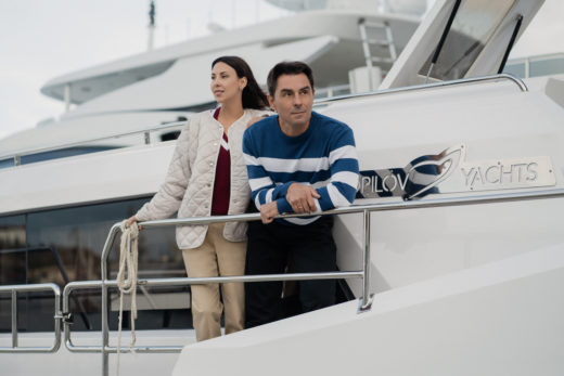 Морской стиль в городской моде: от яхт-клубов до повседневных образов