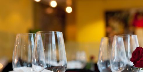 Ресторан – как место проведения деловых встреч, банкетов  и свиданий