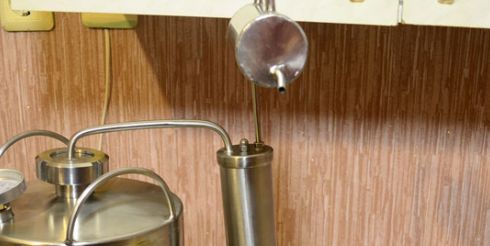 Самогонный аппарат и его история: от истоков к современности