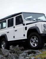 Внедорожник Land Rover Defender