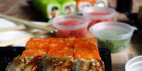 Вкусная еда с доставкой в офис или на дом от компании Delivery Club