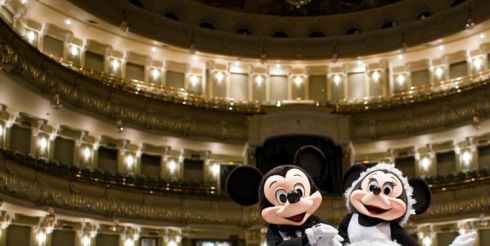 Канал Disney покажет приключения Микки и Минни в Москве!