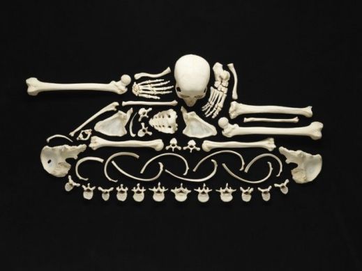 Человеческие кости в искусстве