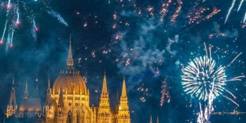 Рождество и Новый год – как встречают праздники в Венгрии и России