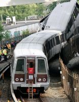 В Вашингтоне столкнулись два поезда метро: есть погибшие и раненые