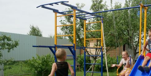 Дети на даче: чем занять маленьких непосед?