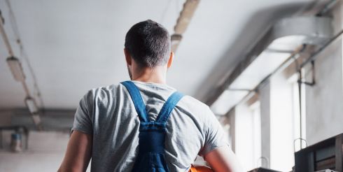 Систематизация, обучение, разработки: как барнаульский завод «Е-ШКАФ» преодолевает дефицит рабочих кадров