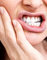 Опасность кровоточивости десен и болезненной чистки зубов