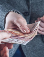 Стоит ли платить коллекторам: что ждет за неуплату долга