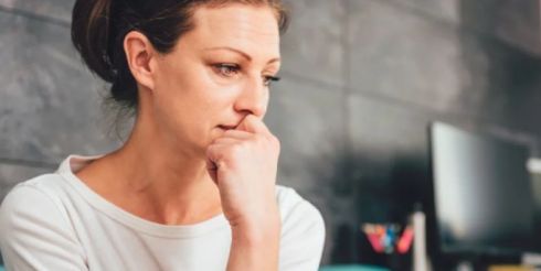 Как стресс влияет на женское здоровье: связь эмоций и цикла