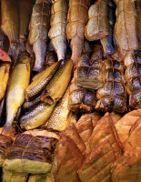 История копчения как способа заготовки продуктов