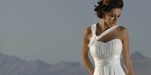 Несколько причин выбрать платье в греческом стиле